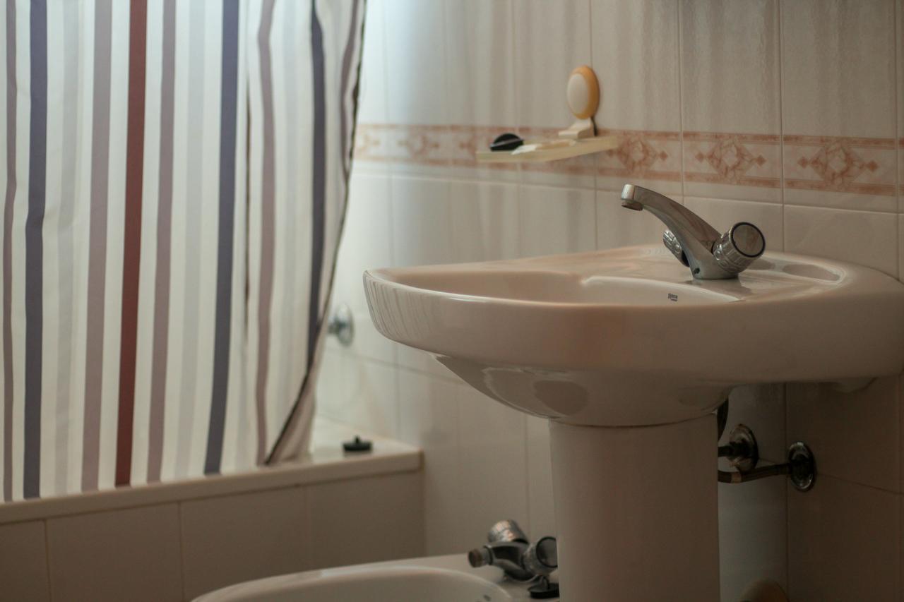 Hostal Esperanza Benajarafe Luaran gambar
