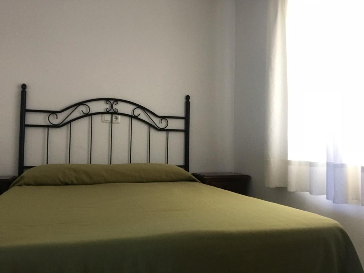Hostal Esperanza Benajarafe Luaran gambar