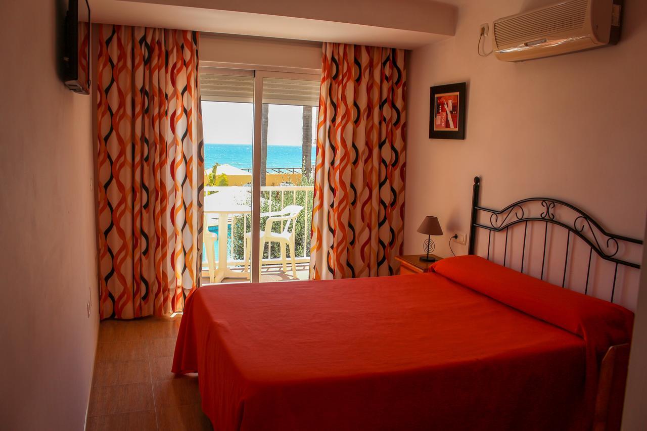 Hostal Esperanza Benajarafe Luaran gambar