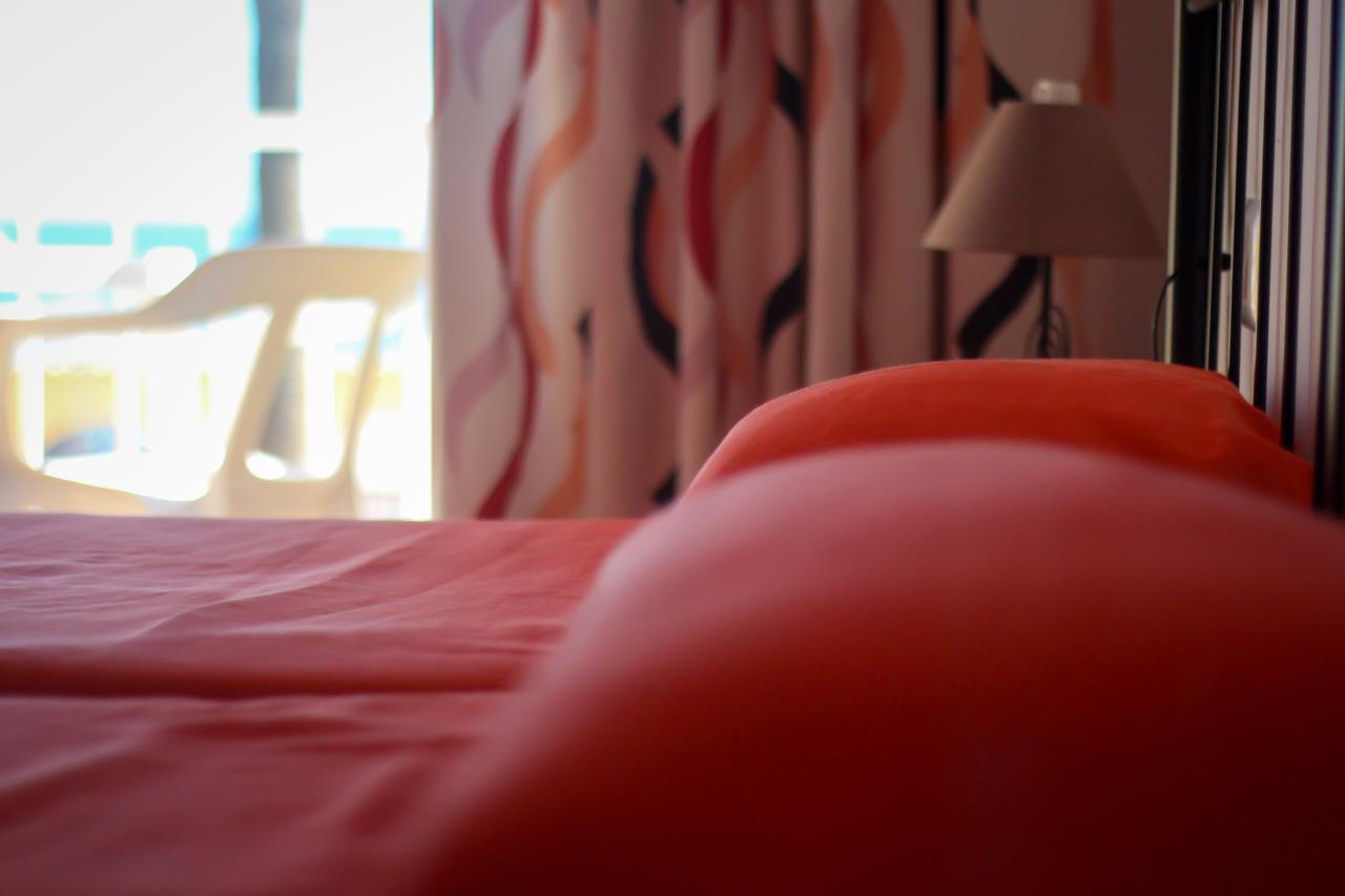 Hostal Esperanza Benajarafe Luaran gambar