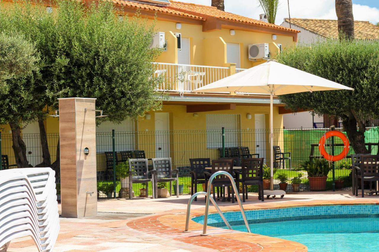 Hostal Esperanza Benajarafe Luaran gambar